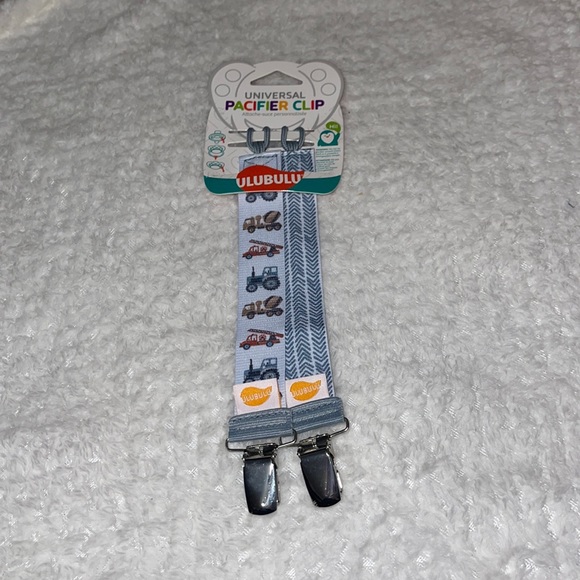 Pacifier Clip 2 - Picture 1 of 1